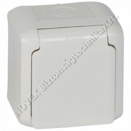 KIEGÉSZÍTŐ - Legrand - Forix 2P+F dugalj csapófedeles IP44 falon kívüli fehér (782373)