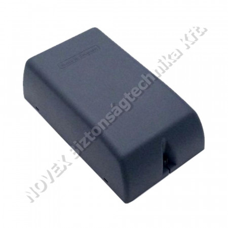 KIEGÉSZÍTŐ - Sommer - Y10502V000 motorosefgység-fedo 800 N-os